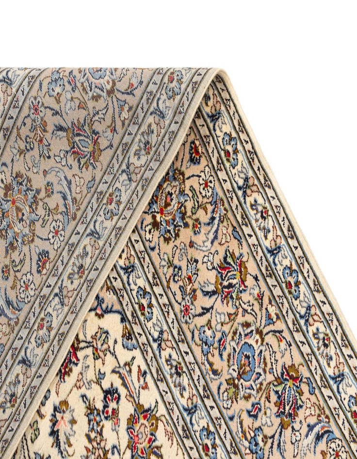 Detail image of  9' 8 x 13' 1 Kashan Wool Rug