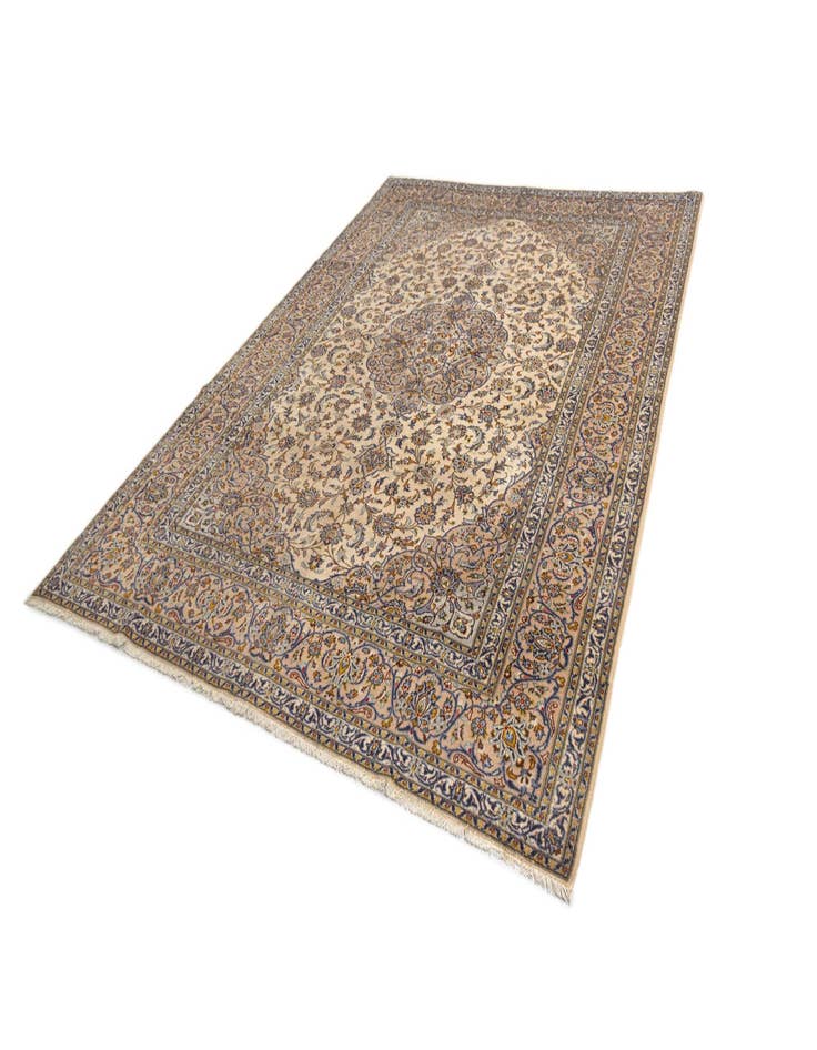 Detail image of  9' 10 x 13' 5 Kashan Wool Rug