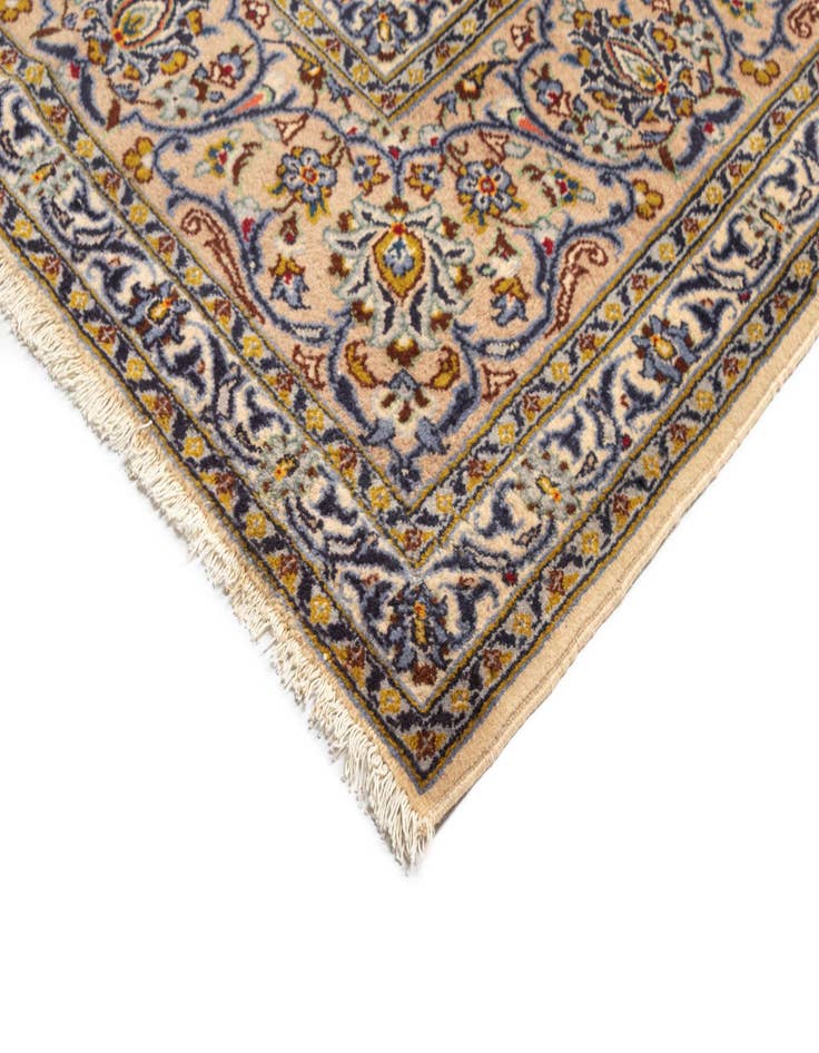 Detail image of  9' 10 x 13' 5 Kashan Wool Rug