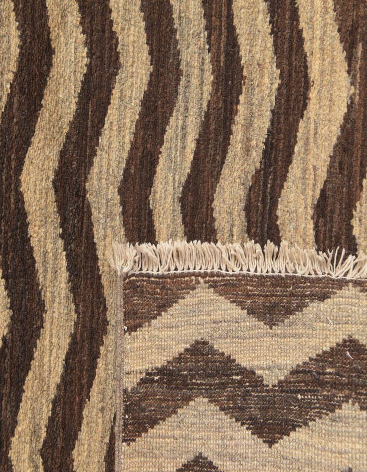 Detail image of  4' 8 x 6' 7  Hand Knotted Kashkuli Gabbeh Rug