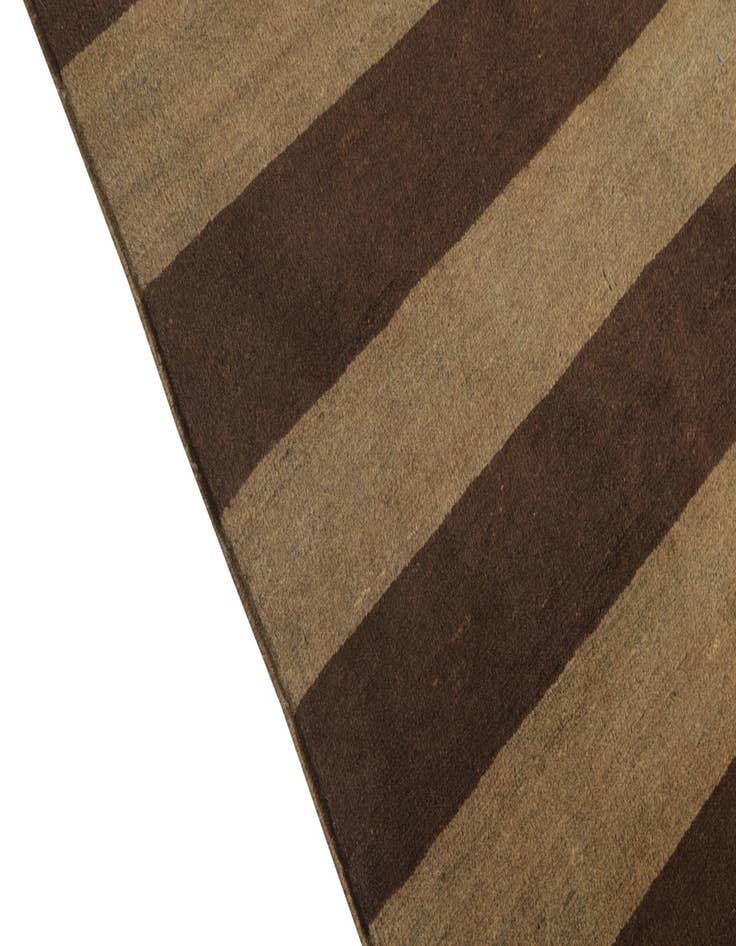 Detail image of  4' 10 x 6' 6  Hand Knotted Kashkuli Gabbeh Rug