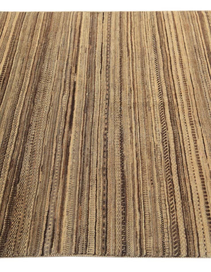 Detail image of  4' 6 x 6' 8  Hand Knotted Kashkuli Gabbeh Oriental Wool Rug