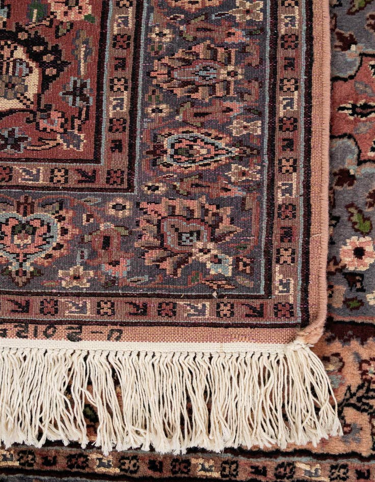 Detail image of  3' 2 x 5' 2  Hand Knotted Kashmir Oriental Rug