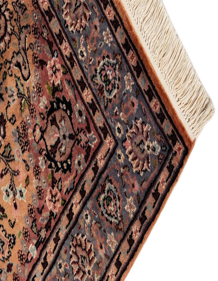 Detail image of  3' 3 x 4' 10  Hand Knotted Kashmir Oriental Rug