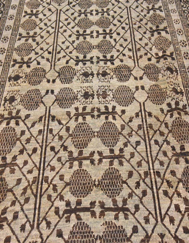 Detail image of  6' 6 x 9' 8  Hand Knotted Khotan Ziegler Oriental Rug