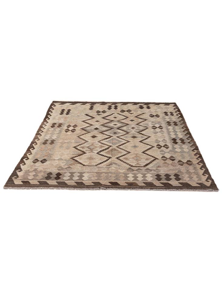 Detail image of  5' 1 x 6' 5  Hand Woven Kilim Maymana Wool Rug