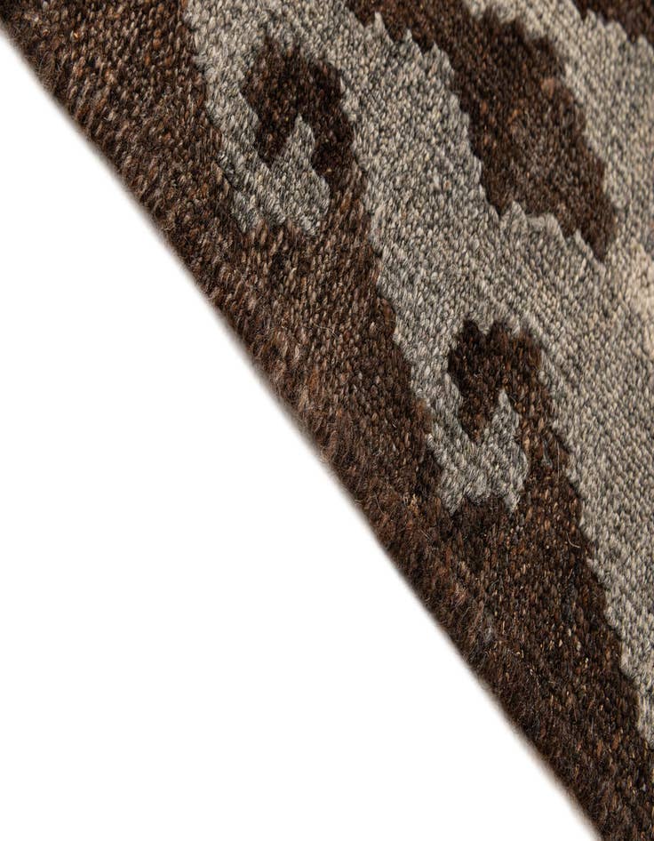 Detail image of  5' 1 x 6' 5  Hand Woven Kilim Maymana Wool Rug