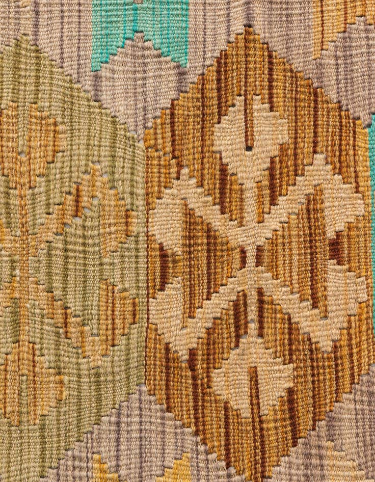 Detail image of  6' 8 x 9' 10  Hand Woven Kilim Maymana Wool Rug