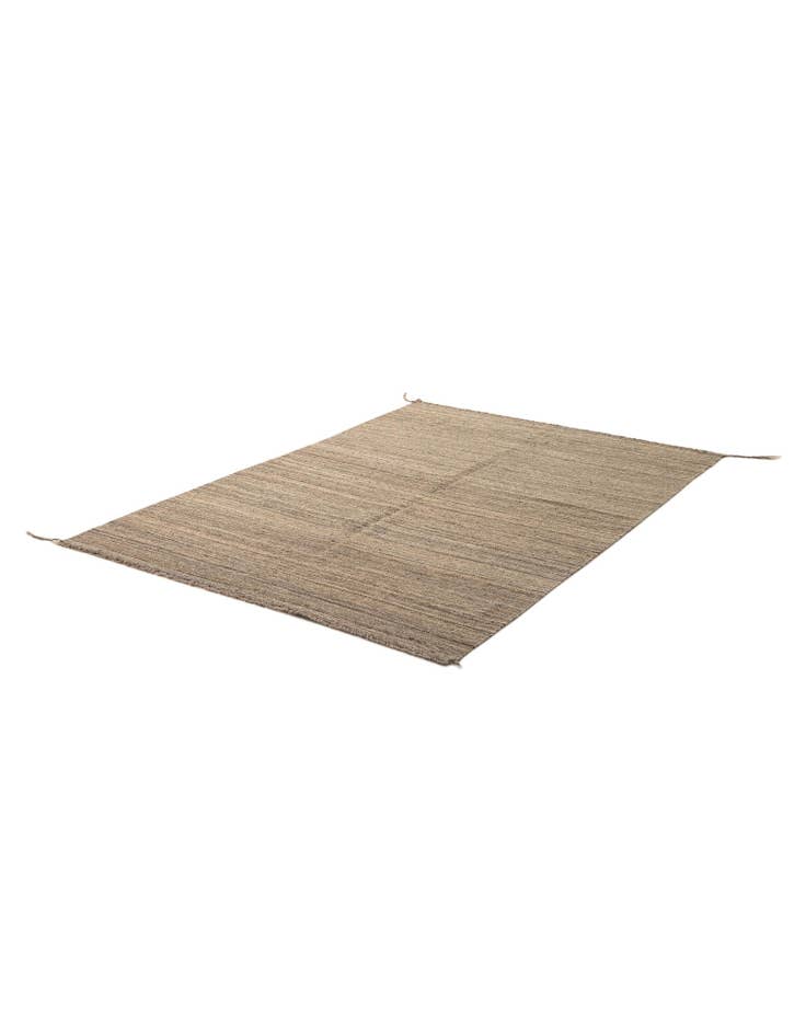 Detail image of  4' 3 x 6'  Hand Woven Kilim Modern Wool Rug