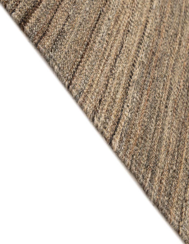 Detail image of  4' 3 x 6'  Hand Woven Kilim Modern Wool Rug