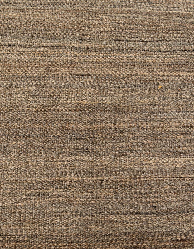 Detail image of  4' 4 x 5' 11  Hand Woven Kilim Modern Wool Rug