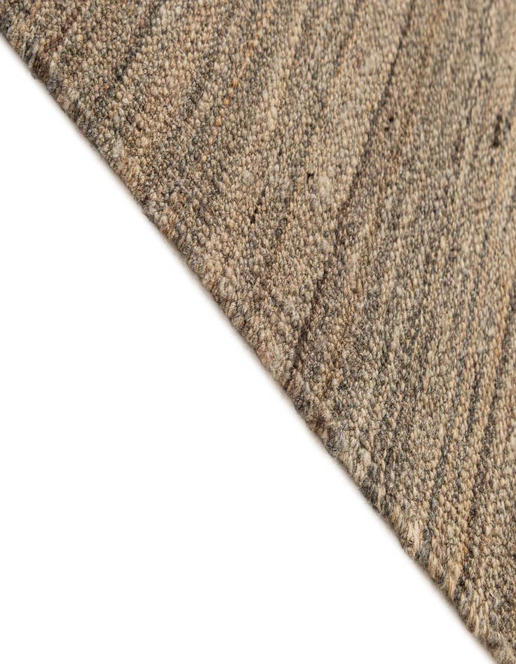 Detail image of  4' 11 x 6' 5  Hand Woven Kilim Modern Wool Rug