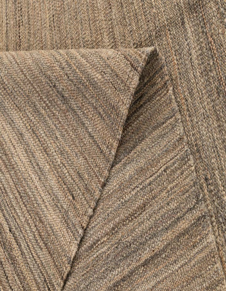 Detail image of  4' 11 x 6' 5  Hand Woven Kilim Modern Wool Rug