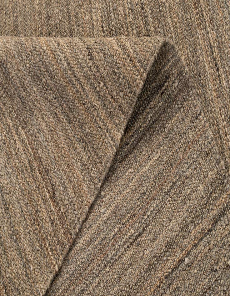 Detail image of  5' 3 x 6' 10  Hand Woven Kilim Modern Wool Rug