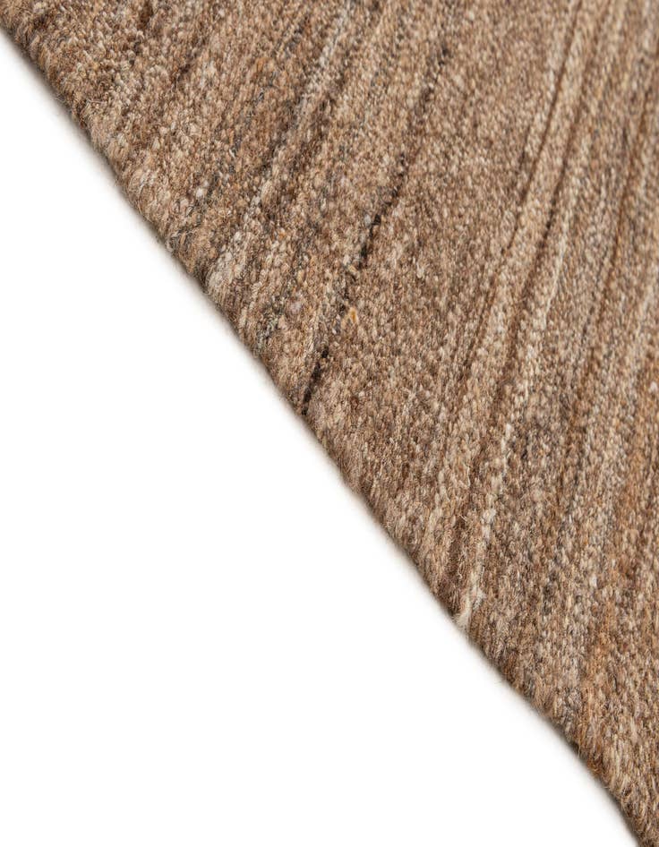 Detail image of  6' 4 x 9' 4  Hand Woven Kilim Modern Wool Rug