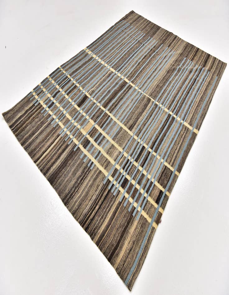 Detail image of  5' 7 x 8'  Hand Woven Kilim Modern Wool Rug