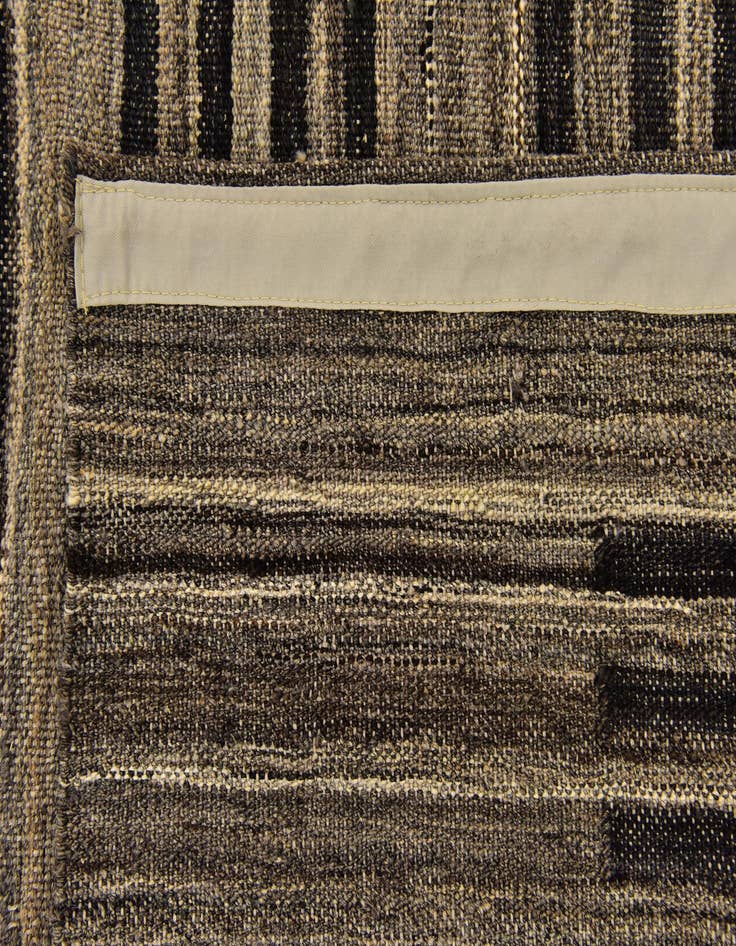 Detail image of  5' 7 x 8'  Hand Woven Kilim Modern Wool Rug