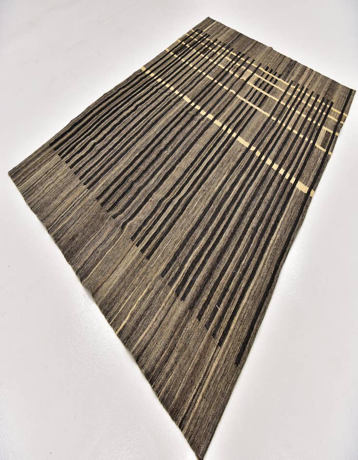 Detail image of  5' 7 x 8'  Hand Woven Kilim Modern Wool Rug