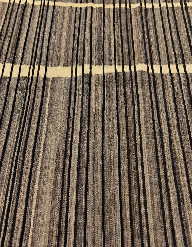 Detail image of  5' 8 x 8' 2  Hand Woven Kilim Modern Wool Rug