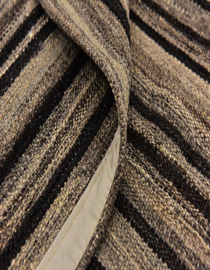 Detail image of  5' 8 x 8' 2  Hand Woven Kilim Modern Wool Rug