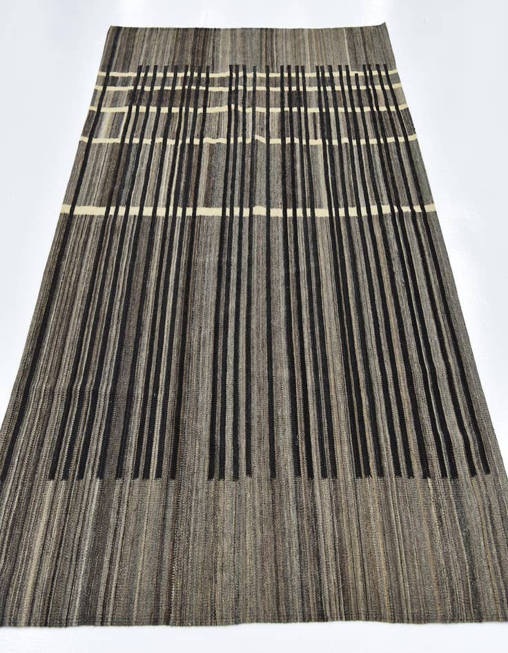 Detail image of  5' 9 x 8'  Hand Woven Kilim Modern Wool Rug