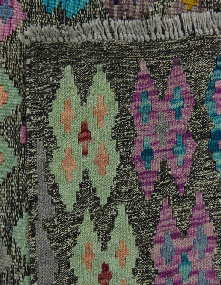 Detail image of  10' 4 x 13'  Hand Woven Kilim Modern Wool Rug