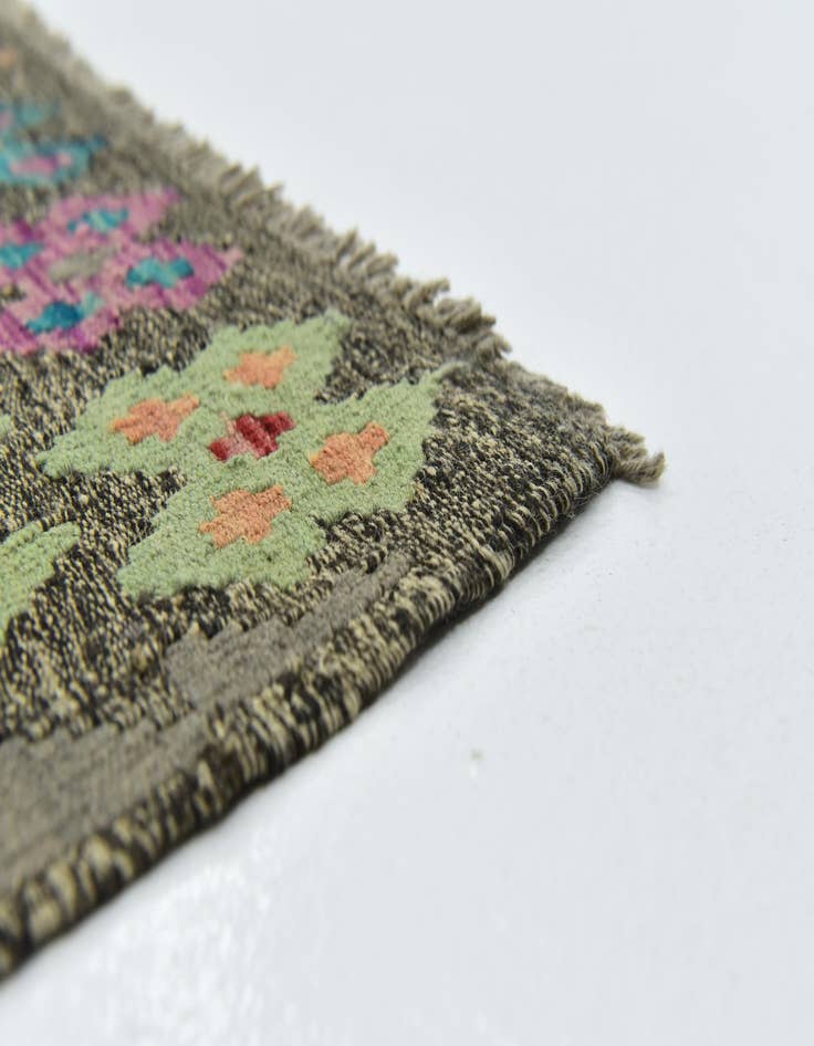 Detail image of  10' 4 x 13'  Hand Woven Kilim Modern Wool Rug