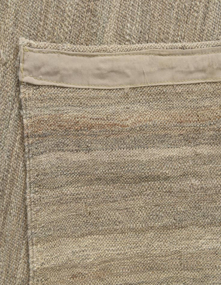 Detail image of  5' 2 x 7' 10  Hand Woven Kilim Modern Wool Rug