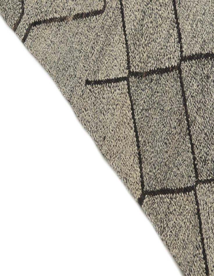 Detail image of  7' 1 x 9' 3  Hand Woven Kilim Modern Wool Rug