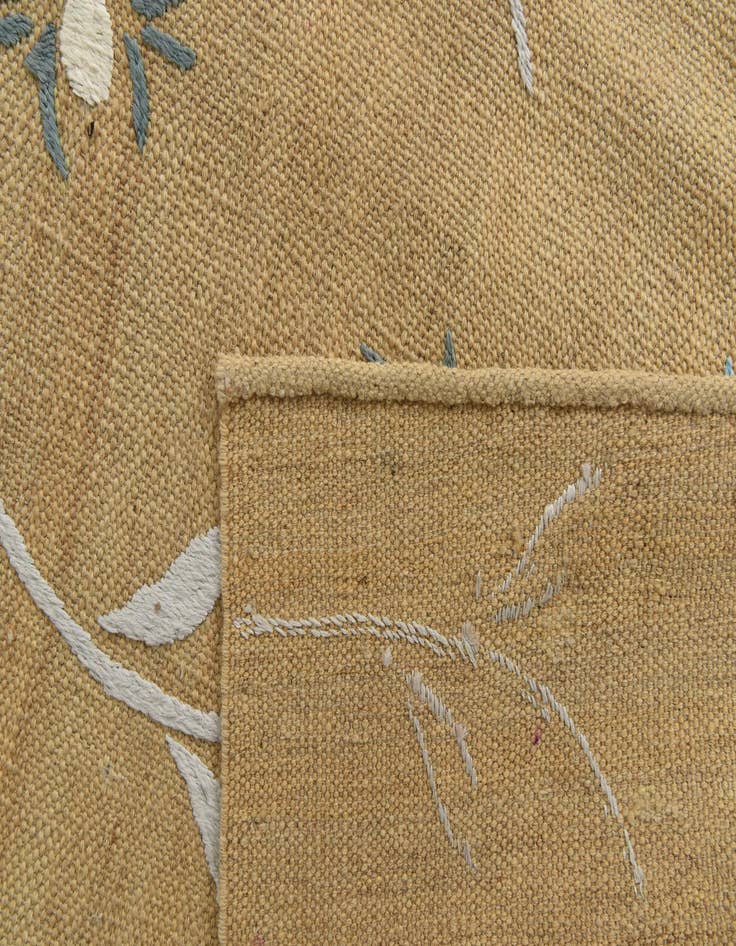 Detail image of  6' 10 x 9' 7  Hand Woven Kilim Modern Rug