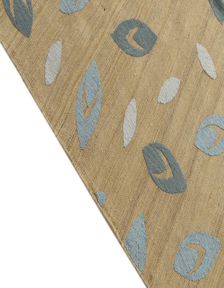 Detail image of  7' x 9' 4  Hand Woven Kilim Modern Rug