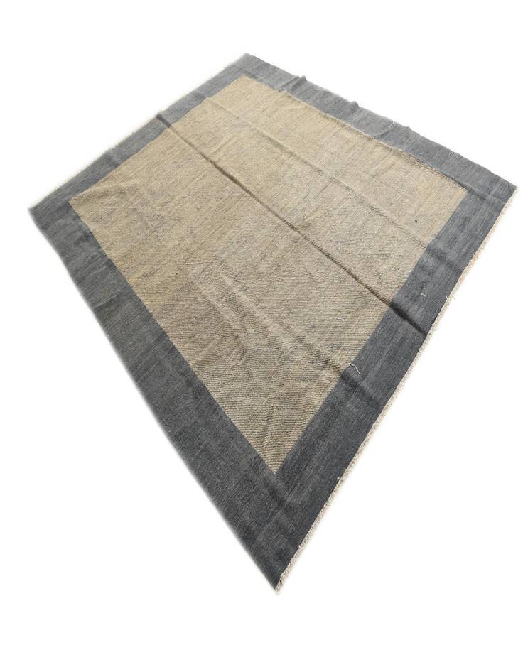 Detail image of  8' 2 x 9' 7  Hand Woven Kilim Modern Wool Rug
