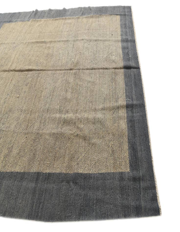 Detail image of  8' 2 x 9' 7  Hand Woven Kilim Modern Wool Rug