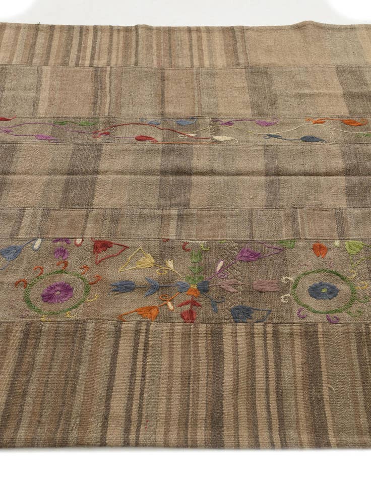 Detail image of  5' x 6' 8  Hand Woven Kilim Patchwork Wool Rug