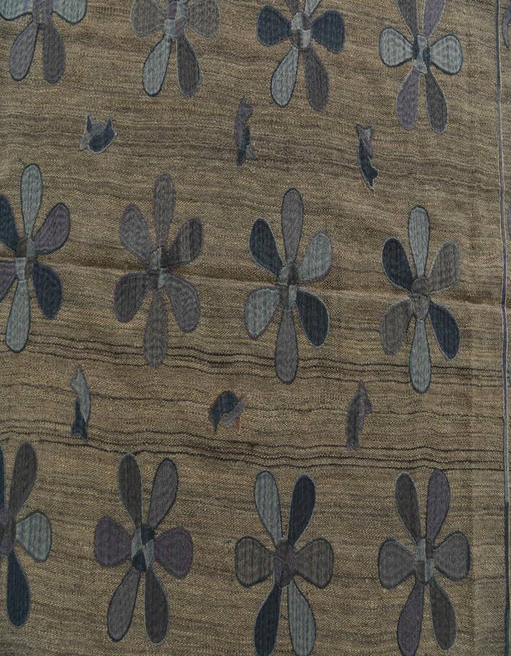 Detail image of  5' 6 x 6' 6  Hand Woven Kilim Suzani Wool Rug