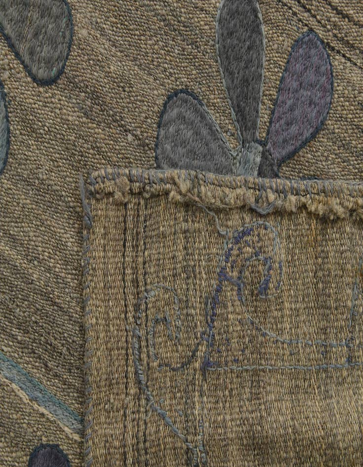 Detail image of  5' 6 x 6' 6  Hand Woven Kilim Suzani Wool Rug