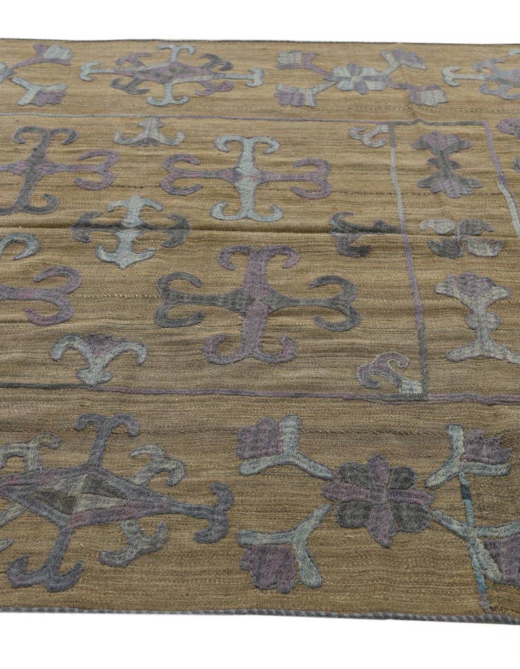 Detail image of  5' 4 x 6' 5  Hand Woven Kilim Suzani Wool Rug