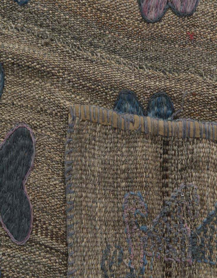 Detail image of  4' 10 x 6' 8  Hand Woven Kilim Suzani Wool Rug