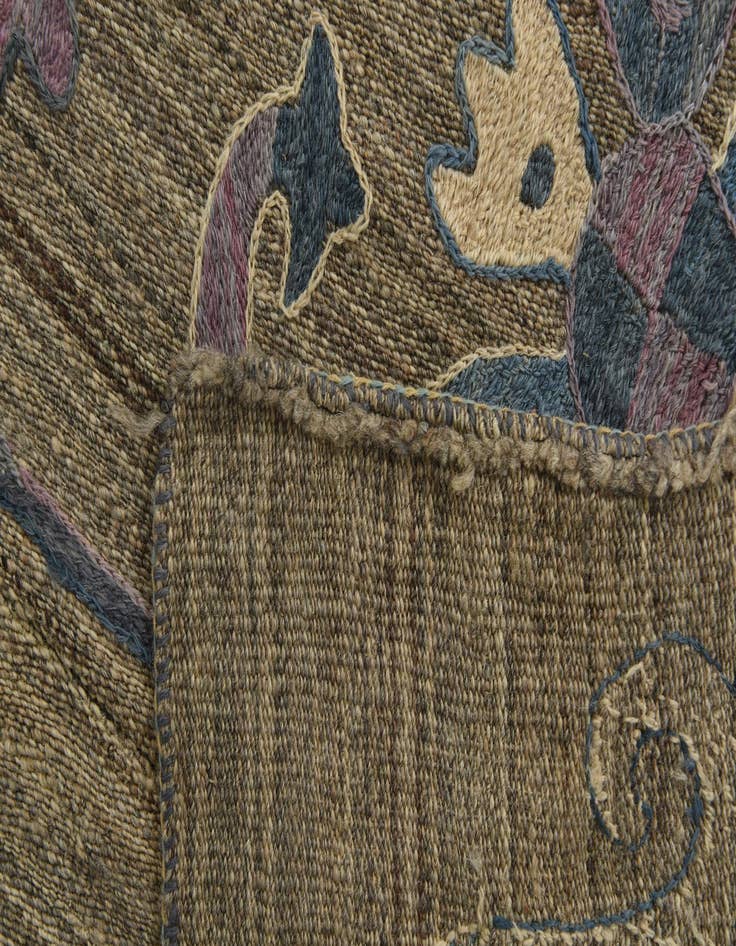 Detail image of  5' 7 x 7'  Hand Woven Kilim Suzani Wool Rug