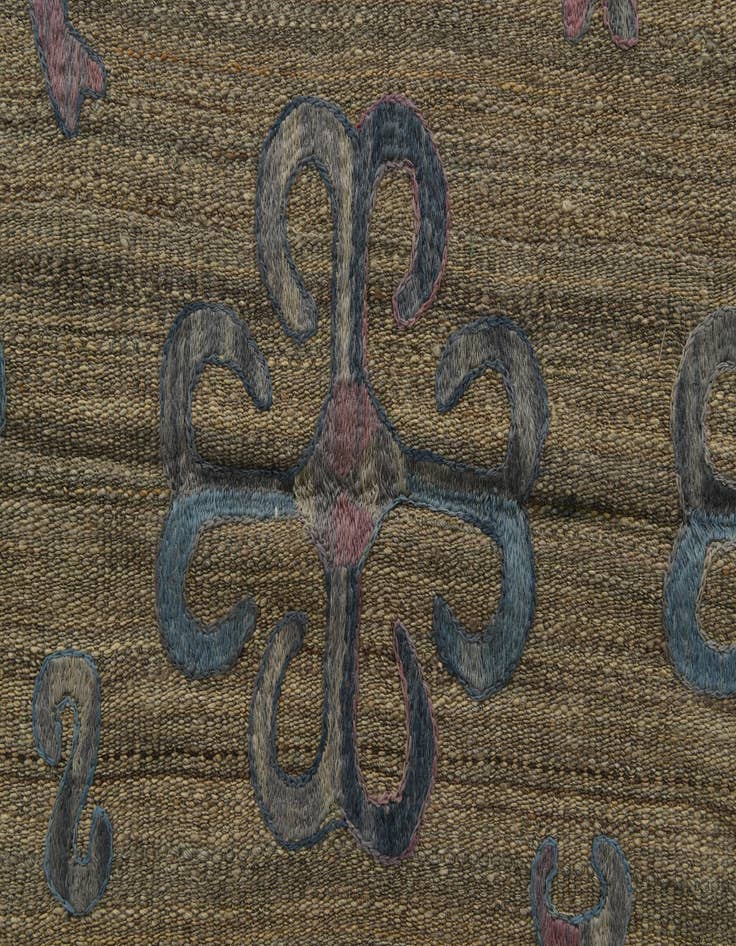 Detail image of  6' 8 x 9' 5  Hand Woven Kilim Suzani Wool Rug