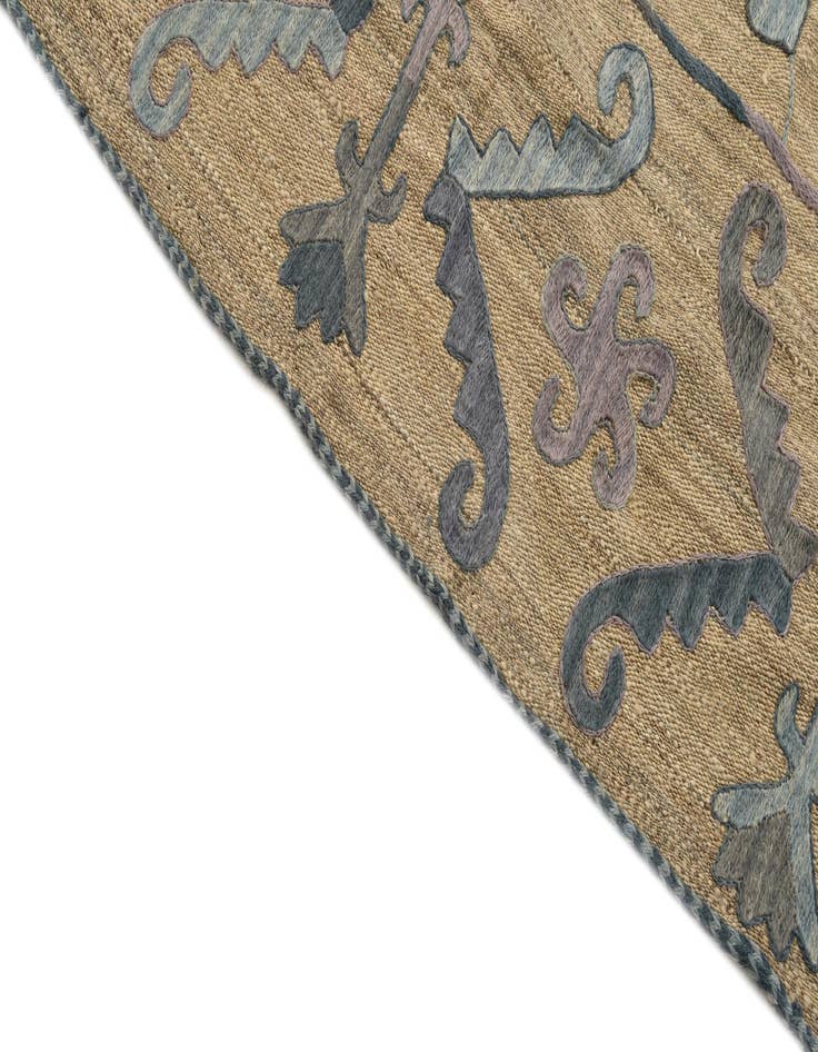 Detail image of  5' x 6' 3  Hand Woven Kilim Suzani Wool Rug