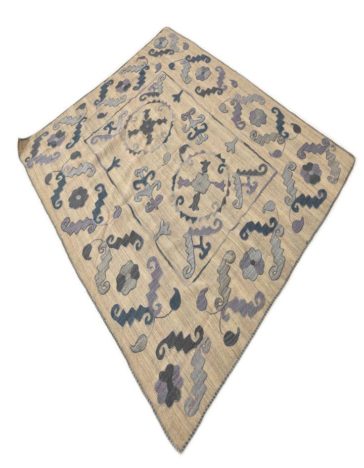 Detail image of  5' 6 x 6' 5  Hand Woven Kilim Suzani Wool Rug