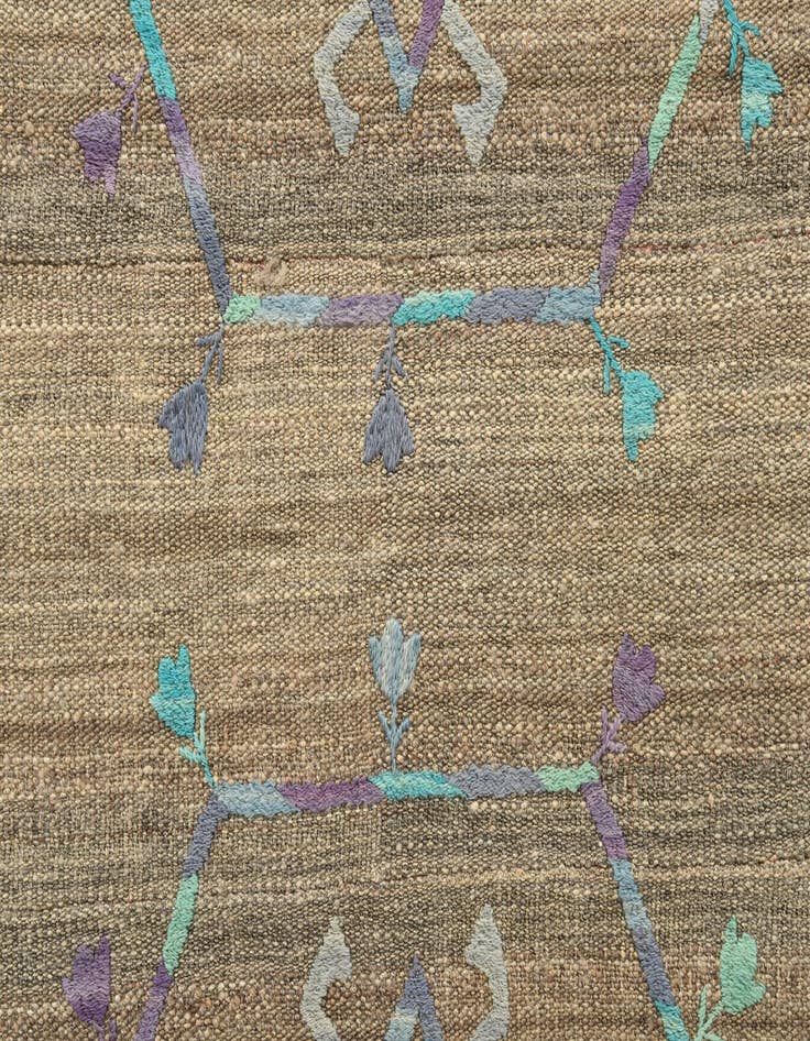 Detail image of  4' 2 x 5' 9  Hand Woven Kilim Suzani Wool Rug