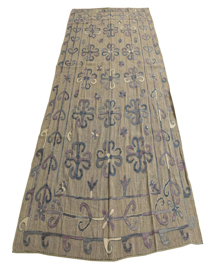 Detail image of  6' 1 x 9' 9  Hand Woven Kilim Suzani Wool Rug