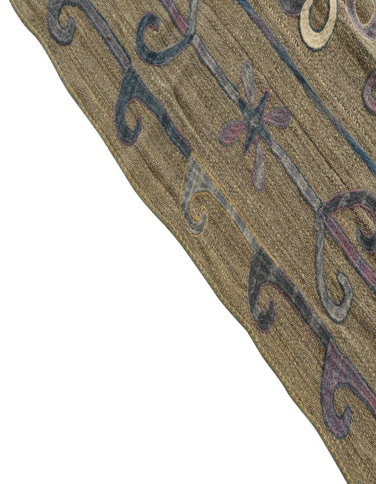 Detail image of  6' 1 x 9' 9  Hand Woven Kilim Suzani Wool Rug