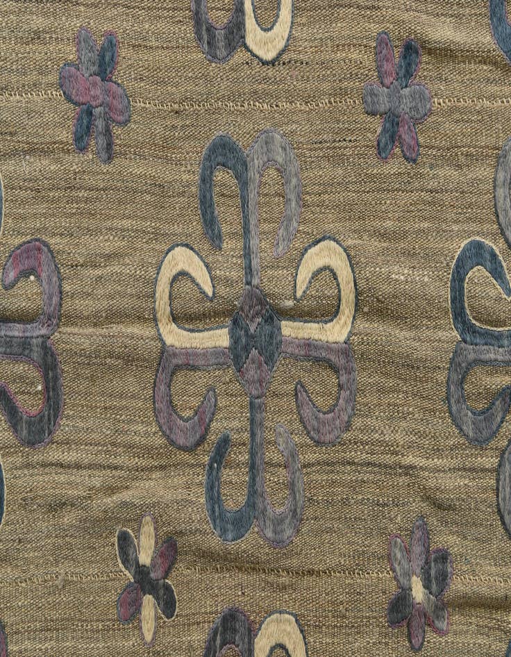 Detail image of  6' 1 x 9' 9  Hand Woven Kilim Suzani Wool Rug