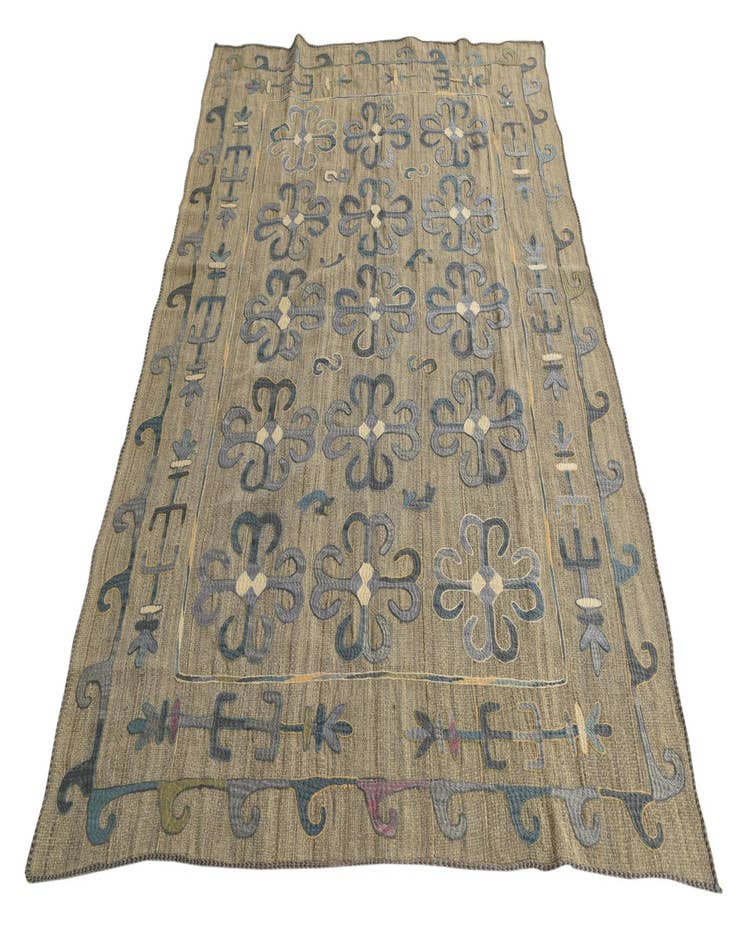 Detail image of  5' 7 x 7' 5  Hand Woven Kilim Suzani Wool Rug