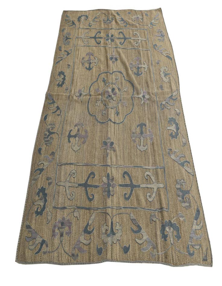 Detail image of  5' 1 x 6' 5  Hand Woven Kilim Suzani Wool Rug