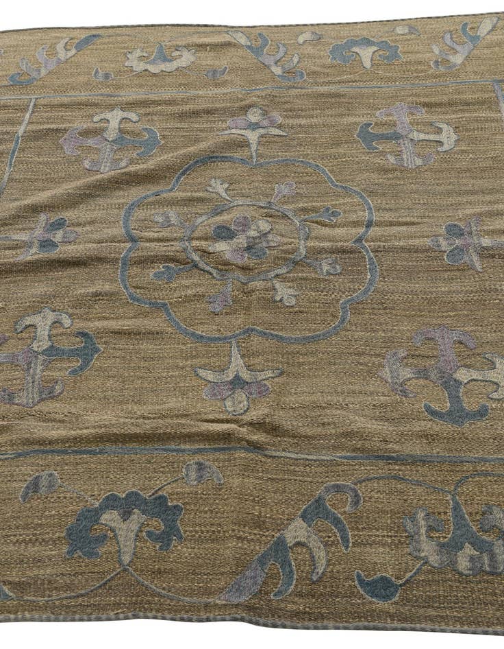 Detail image of  5' 1 x 6' 5  Hand Woven Kilim Suzani Wool Rug