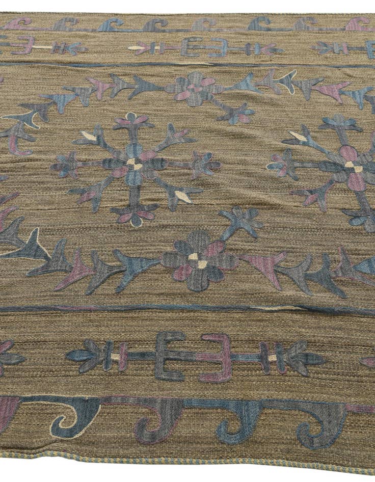Detail image of  5' 9 x 7'  Hand Woven Kilim Suzani Wool Rug